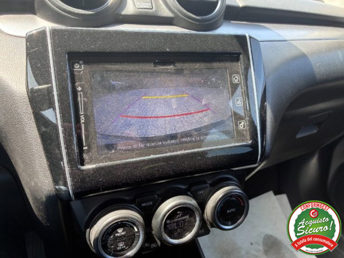 Suzuki Swift 1.2 Hybrid CVT Easy Top (16)