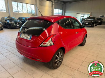 Lancia Ypsilon 1.2 69 CV 5 porte Gold (3)