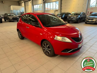 Lancia Ypsilon 1.2 69 CV 5 porte Gold (4)