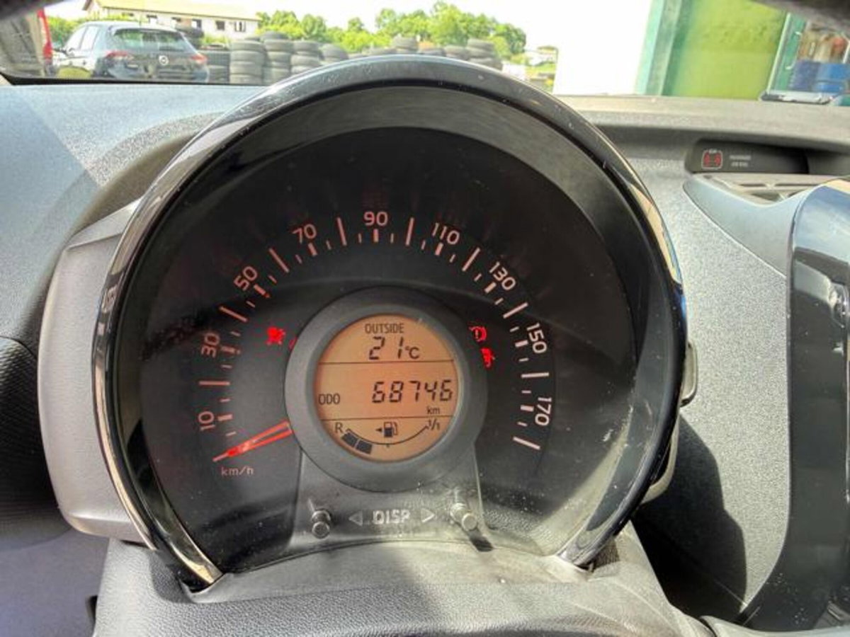 Citroen C1 C1 VTi 72 5 porte Feel (13)