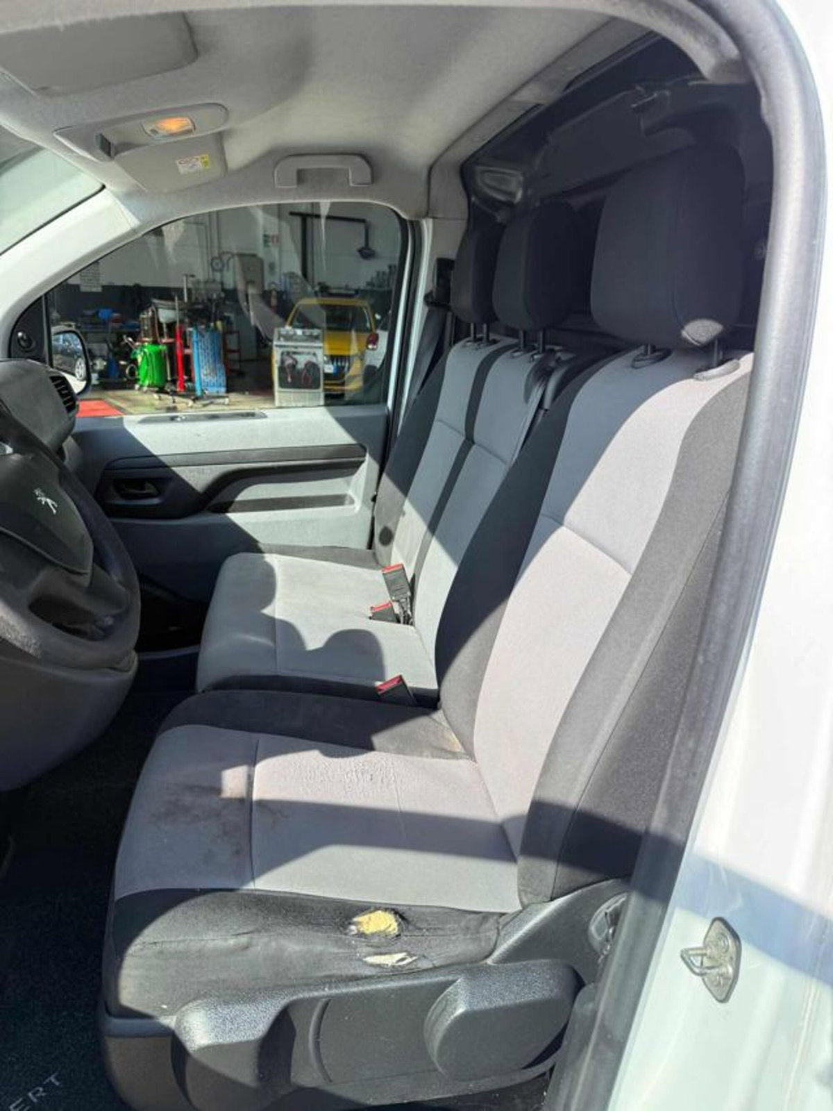 Peugeot Expert Furgone BlueHDi 115 S&S PC-TN Furgone Pro Compact (5)