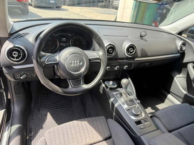 Audi A3 Sportback 1.6 TDI 105 CV CR S tronic Ambiente (17)