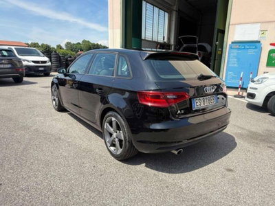Audi A3 Sportback 1.6 TDI 105 CV CR S tronic Ambiente (2)
