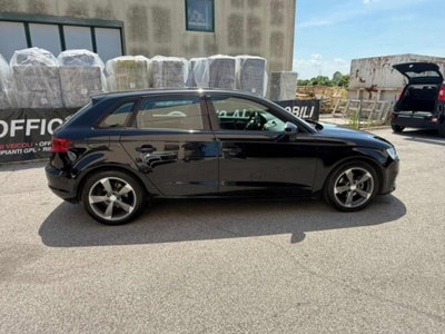Audi A3 Sportback 1.6 TDI 105 CV CR S tronic Ambiente (7)