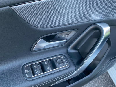 Mercedes-Benz Classe A 180 d Automatic Sport (13)