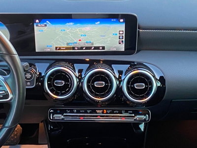 Mercedes-Benz Classe A 180 d Automatic Sport (20)