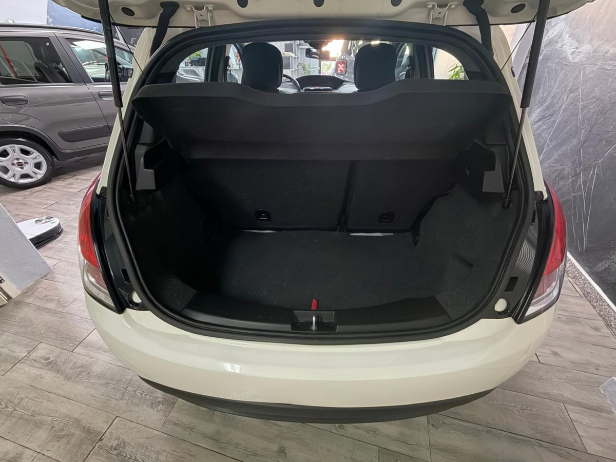 Lancia Ypsilon 1.0 FireFly 5 porte S&S Hybrid Ecochic Gold (7)