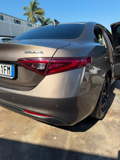 Alfa Romeo Giulia 2.2 Turbodiesel 150 CV AT8 Super (11)