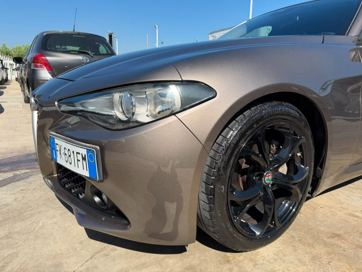 Alfa Romeo Giulia 2.2 Turbodiesel 150 CV AT8 Super (3)