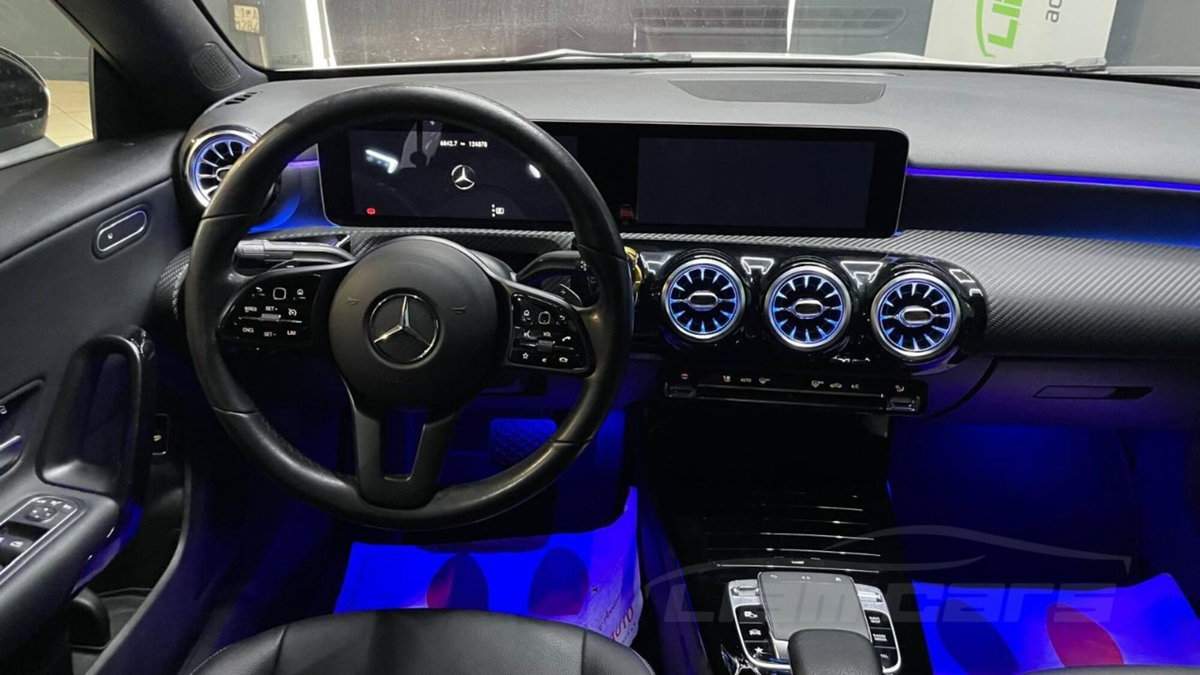 Mercedes-Benz CLA Shooting Brake 180 d Executive auto (10)