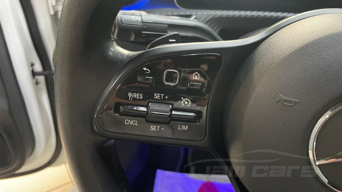 Mercedes-Benz CLA Shooting Brake 180 d Executive auto (14)