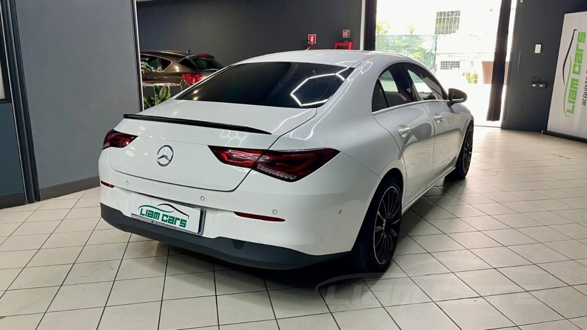 Mercedes-Benz CLA Shooting Brake 180 d Executive auto (5)