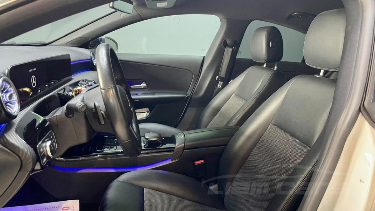 Mercedes-Benz CLA Shooting Brake 180 d Executive auto (9)