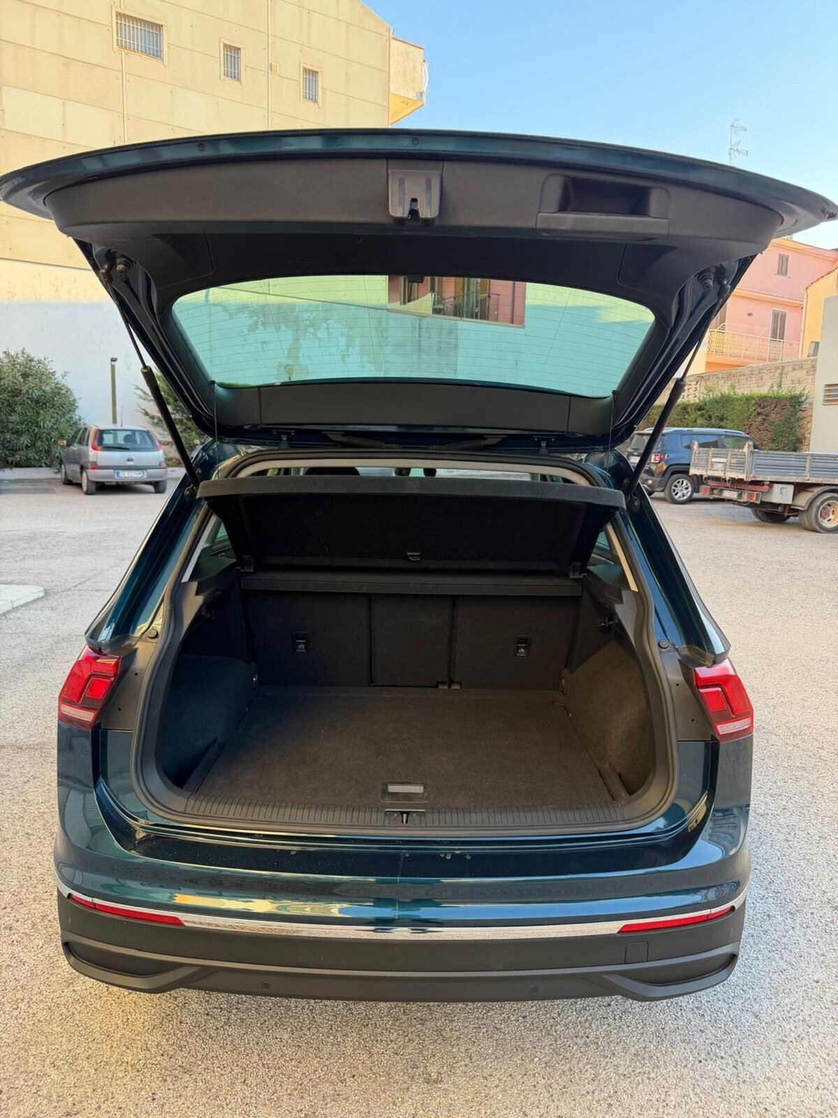 Volkswagen Tiguan 2.0 TDI 150 CV SCR DSG Life (16)