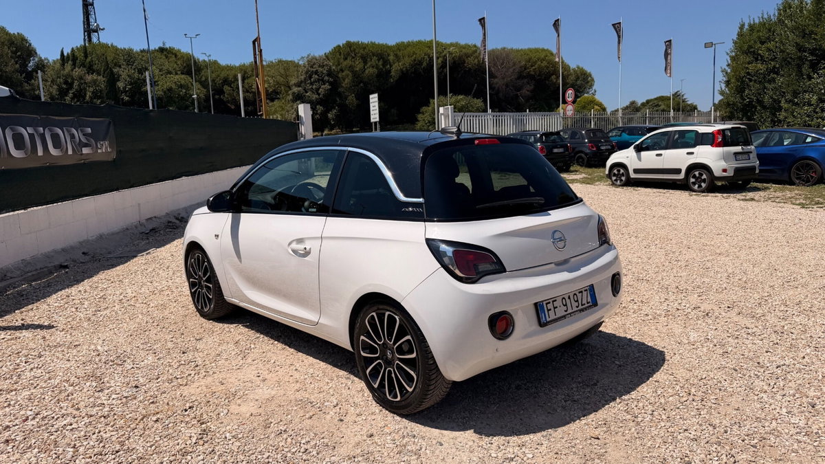 Opel Adam 1.2 70 CV Glam (6)