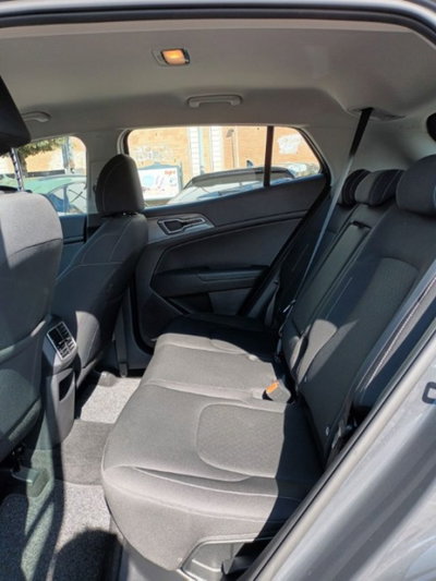Kia Sportage 1.6 crdi mhev Business dct (8)