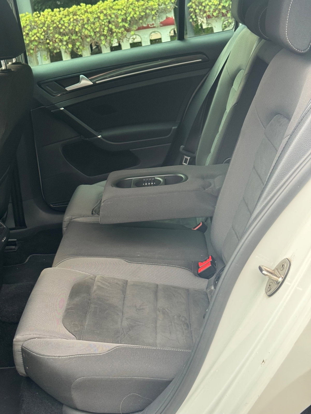 Volkswagen Golf Variant 1.4 TGI DSG Executive BlueMotion (14)