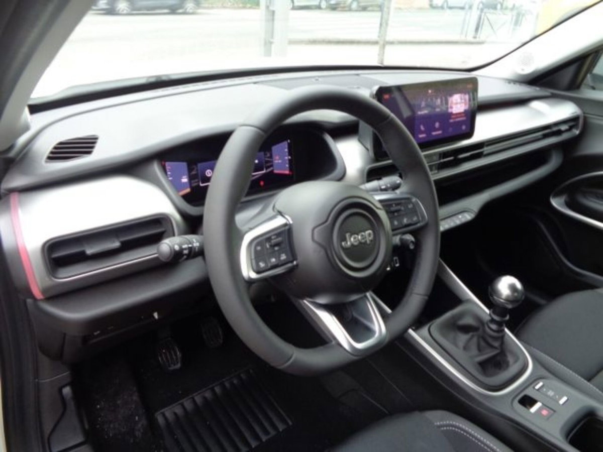 Jeep Avenger 1.2 turbo Summit fwd 100cv (8)