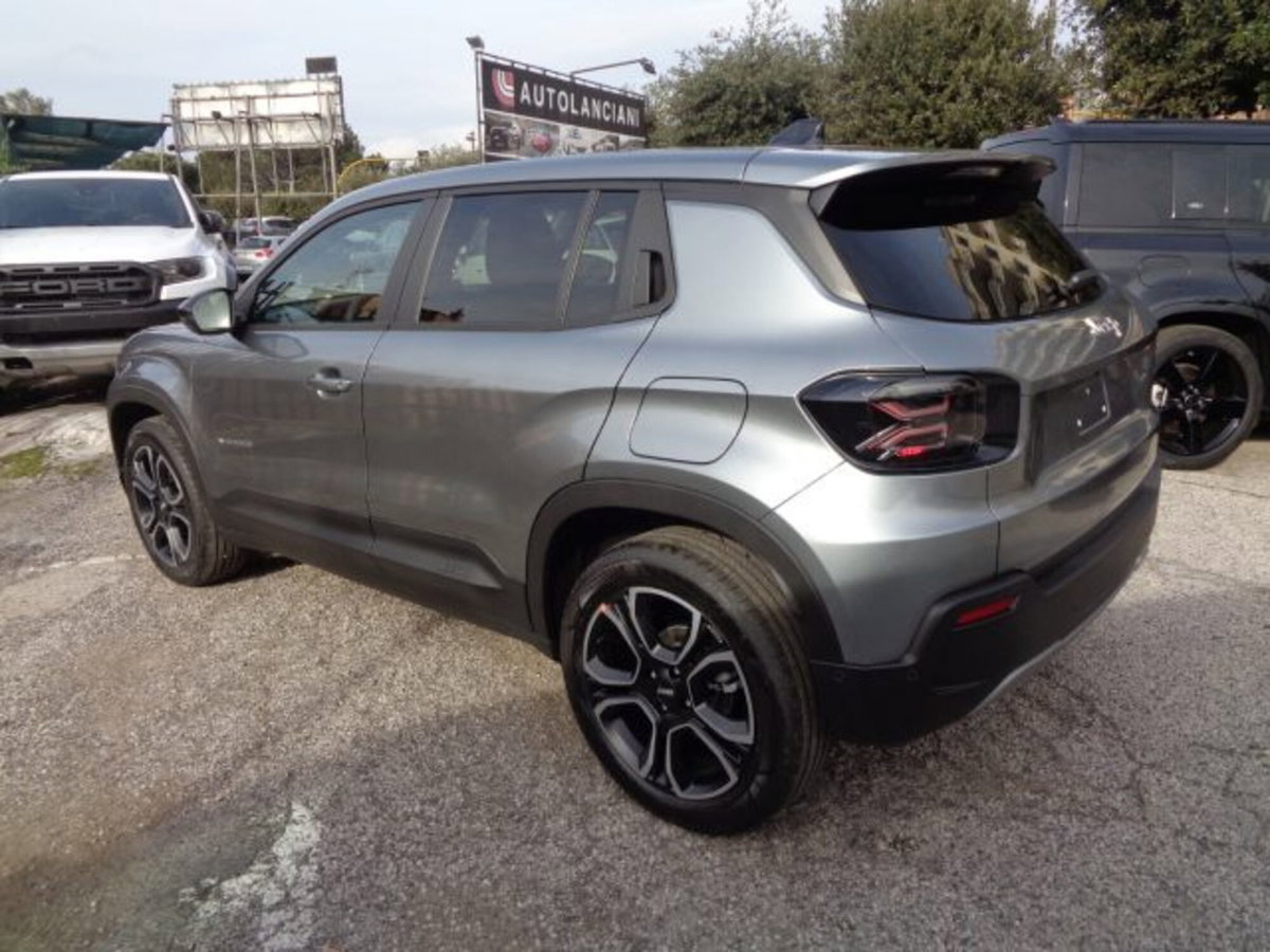 Jeep Avenger 1.2 turbo Summit fwd 100cv (3)