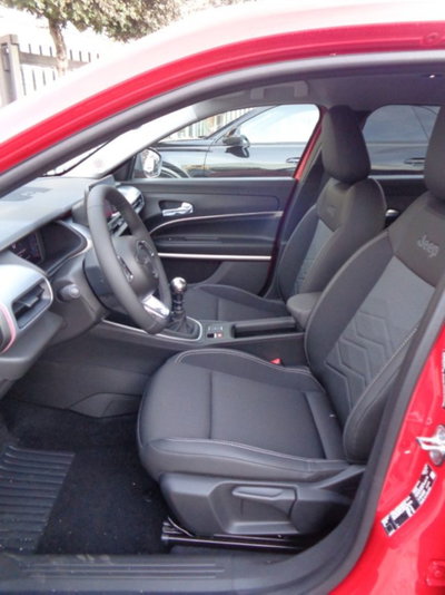 Jeep Avenger 1.2 turbo Summit fwd 100cv (5)
