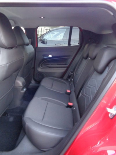 Jeep Avenger 1.2 turbo Summit fwd 100cv (6)