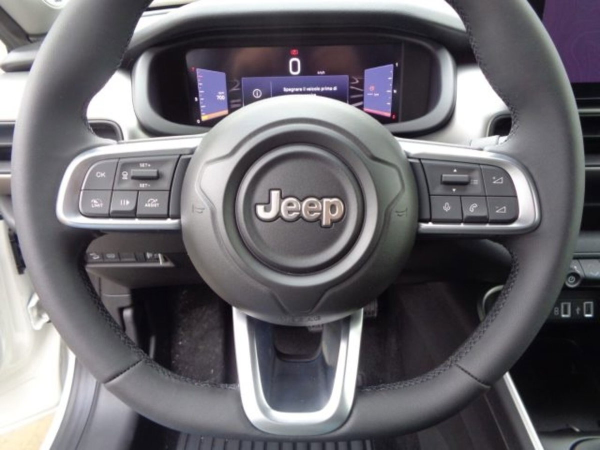 Jeep Avenger 1.2 turbo Summit fwd 100cv (12)