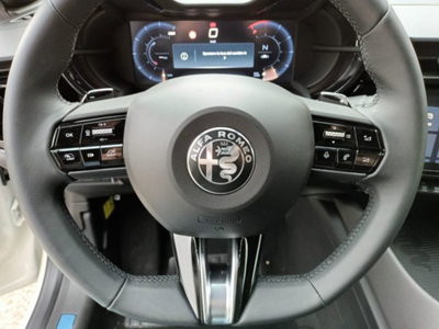 Alfa Romeo Junior elettrica Speciale 156cv (14)