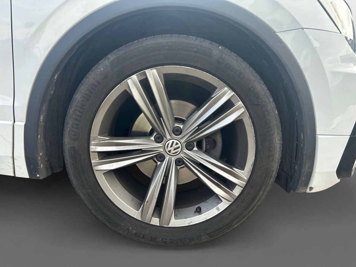 Volkswagen Tiguan 1.6 TDI SCR Sport BlueMotion Technology (15)