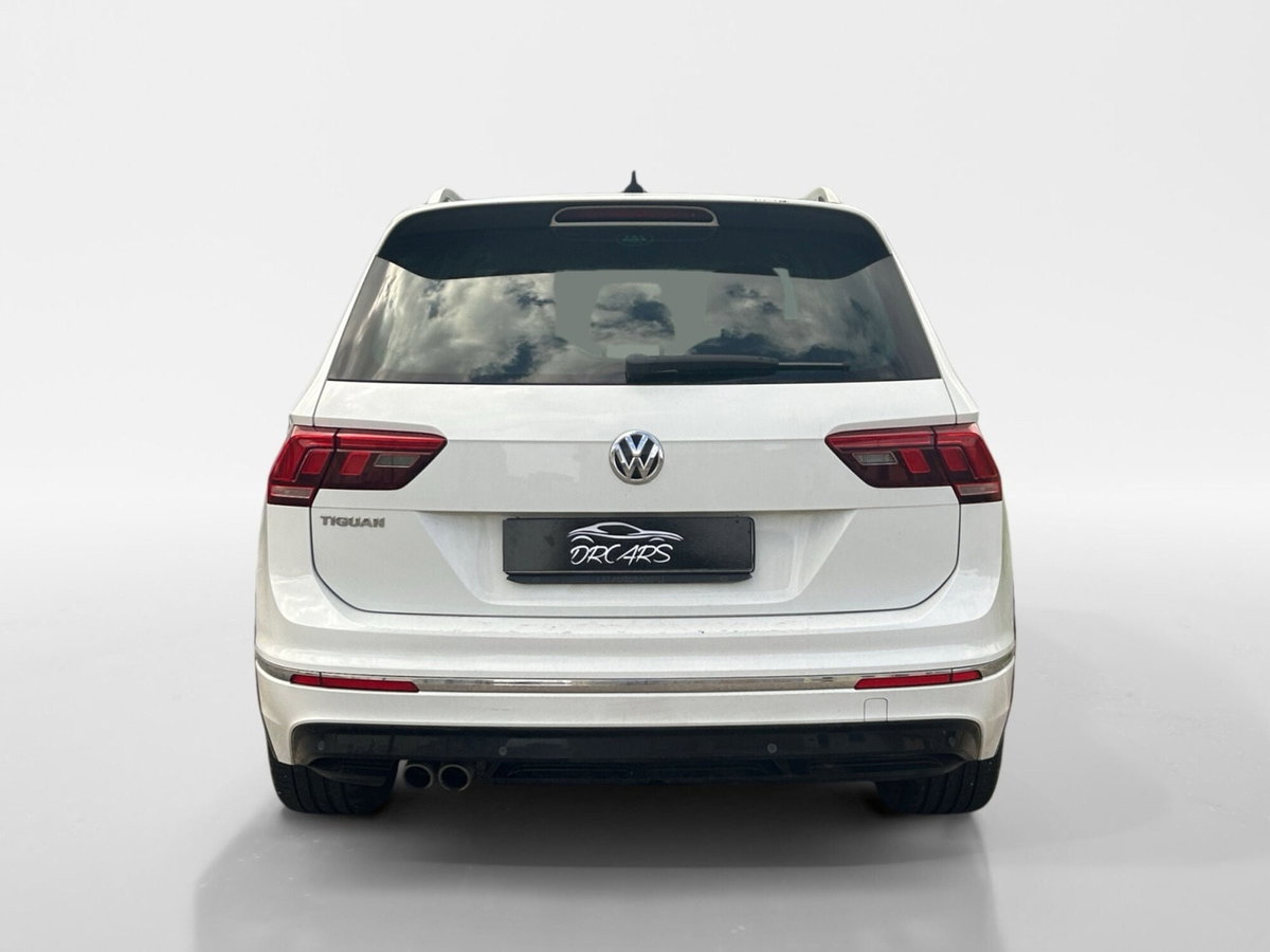 Volkswagen Tiguan 1.6 TDI SCR Sport BlueMotion Technology (4)