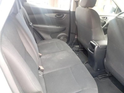 Nissan Qashqai 1.5 dCi 115 CV DCT Visia (8)