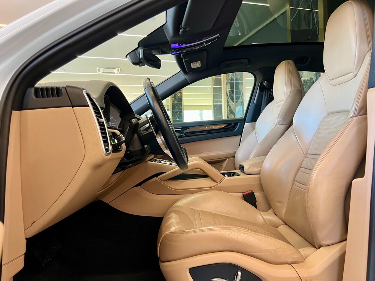 Porsche Cayenne Coupé 3.0 V6 (10)