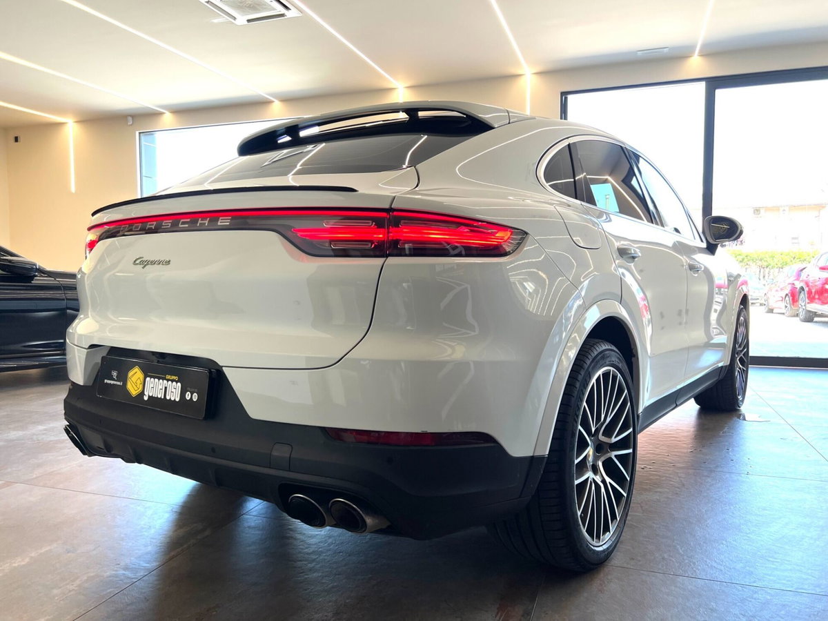Porsche Cayenne Coupé 3.0 V6 (3)