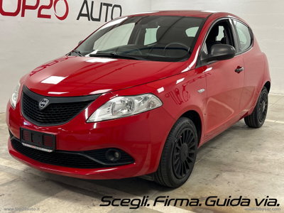Lancia Ypsilon 1.2 69 CV 5 porte GPL Ecochic Elefantino Blu usata
