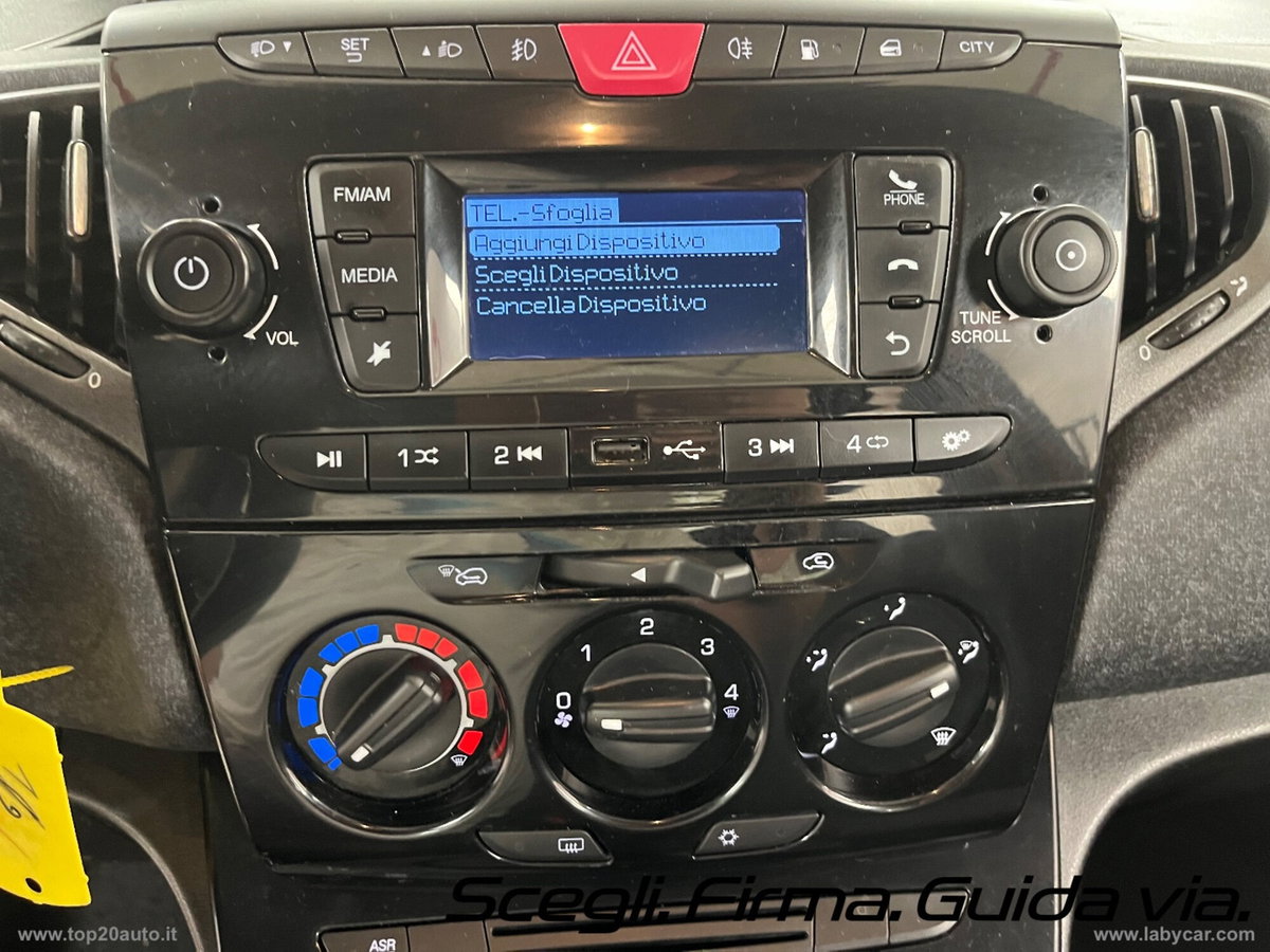 Lancia Ypsilon 1.2 69 CV 5 porte GPL Ecochic Elefantino Blu (10)