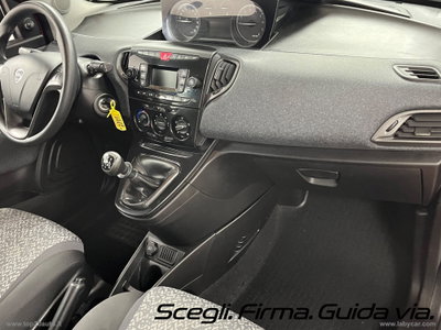 Lancia Ypsilon 1.2 69 CV 5 porte GPL Ecochic Elefantino Blu (15)