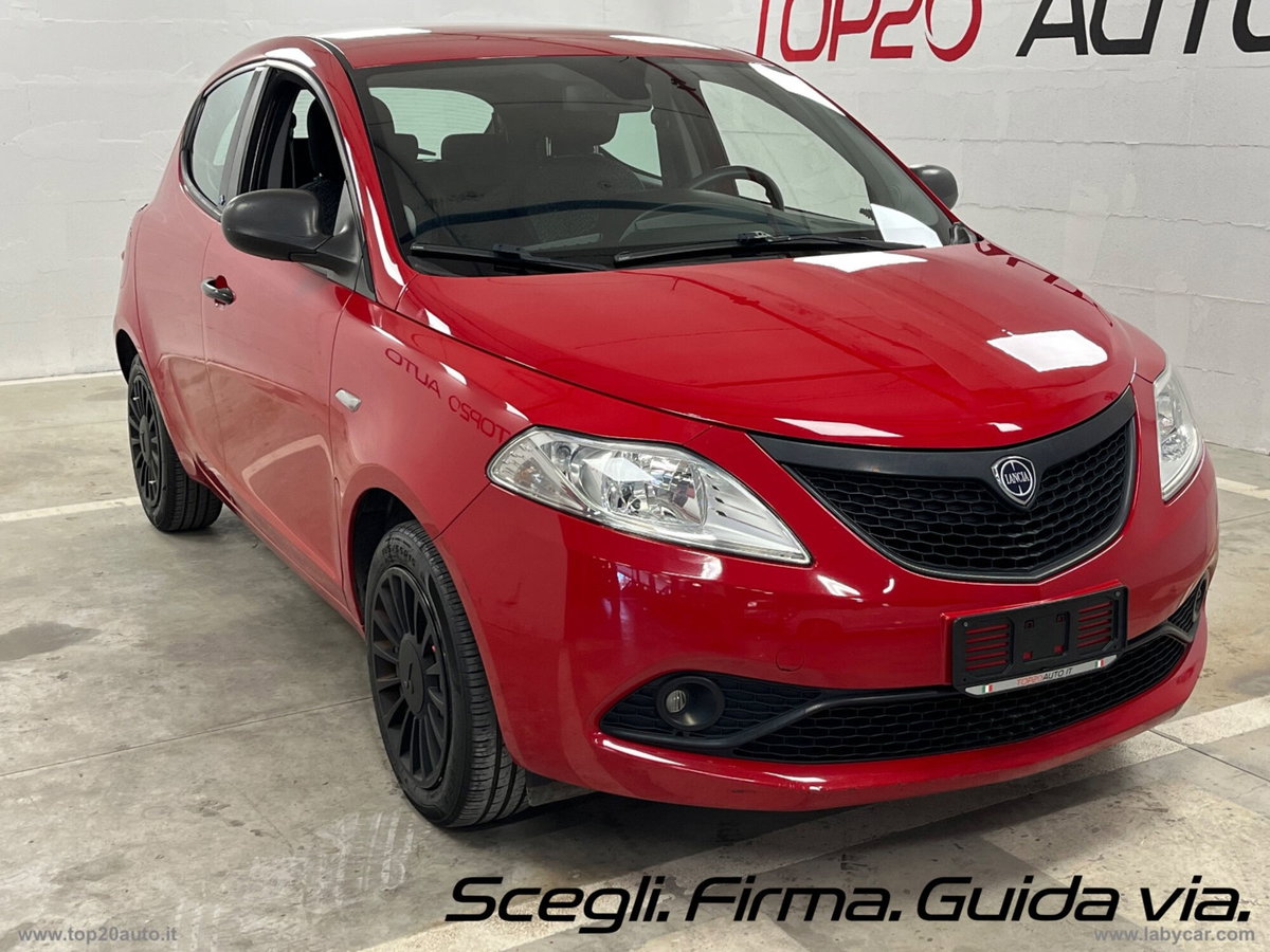 Lancia Ypsilon 1.2 69 CV 5 porte GPL Ecochic Elefantino Blu (2)