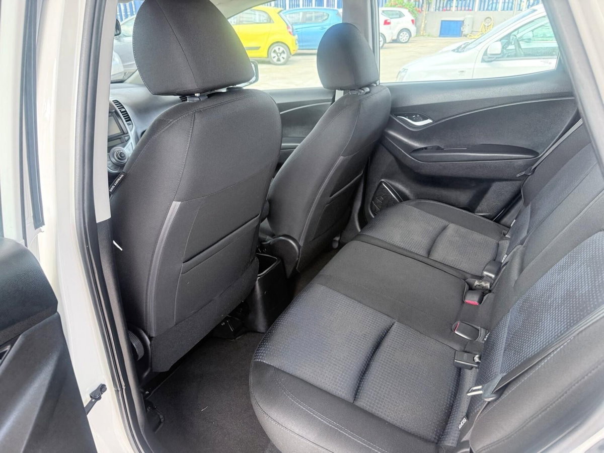Hyundai ix20 1.4 90 CV Comfort (19)