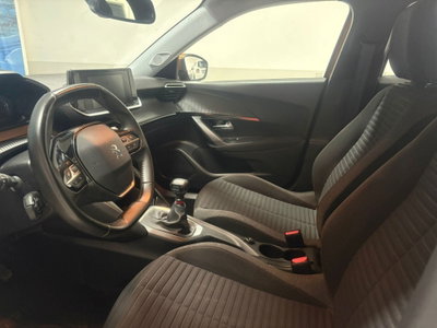 Peugeot 2008 PureTech 130 S&S EAT8 GT Pack (10)