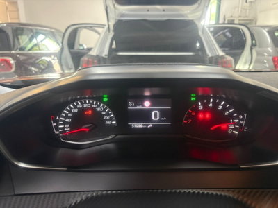 Peugeot 2008 PureTech 130 S&S EAT8 GT Pack (14)