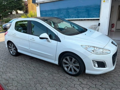 Peugeot 308 2.0 HDi 150CV 5p. Sport (3)