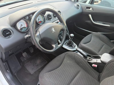 Peugeot 308 2.0 HDi 150CV 5p. Sport (8)