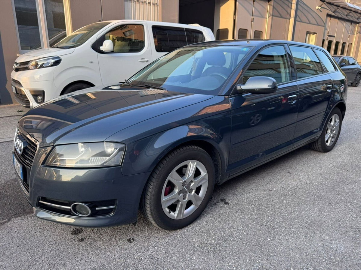 Audi A3 Sportback 1.6 TDI 105 CV CR S tronic Attraction