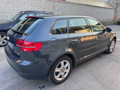 Audi A3 Sportback 1.6 TDI 105 CV CR S tronic Attraction (4)