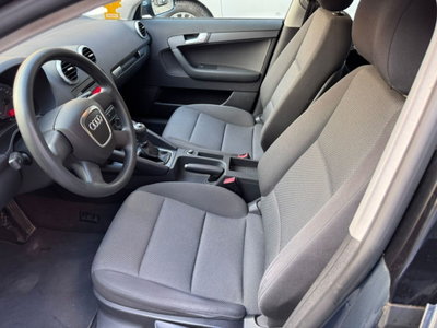 Audi A3 Sportback 1.6 TDI 105 CV CR S tronic Attraction (7)