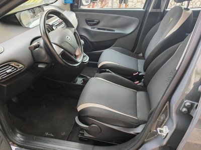 Lancia Ypsilon 1.2 69 CV 5 porte GPL Ecochic Gold (8)