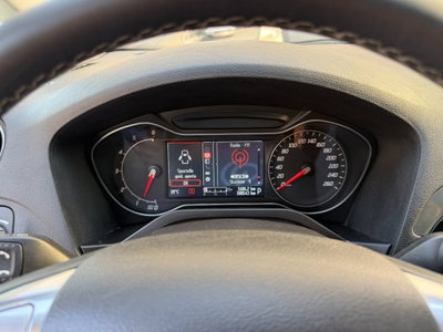 Ford S-Max 2.0 TDCi 163CV Powershift New Titanium (16)