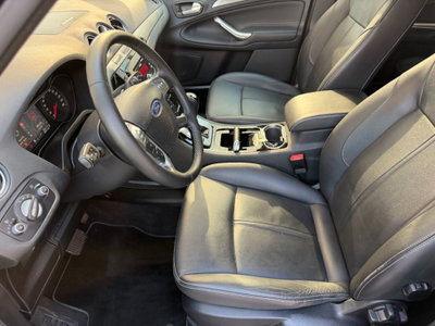 Ford S-Max 2.0 TDCi 163CV Powershift New Titanium (5)