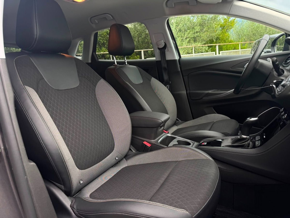 Opel Grandland 1.5 diesel Ecotec aut. Ultimate (8)