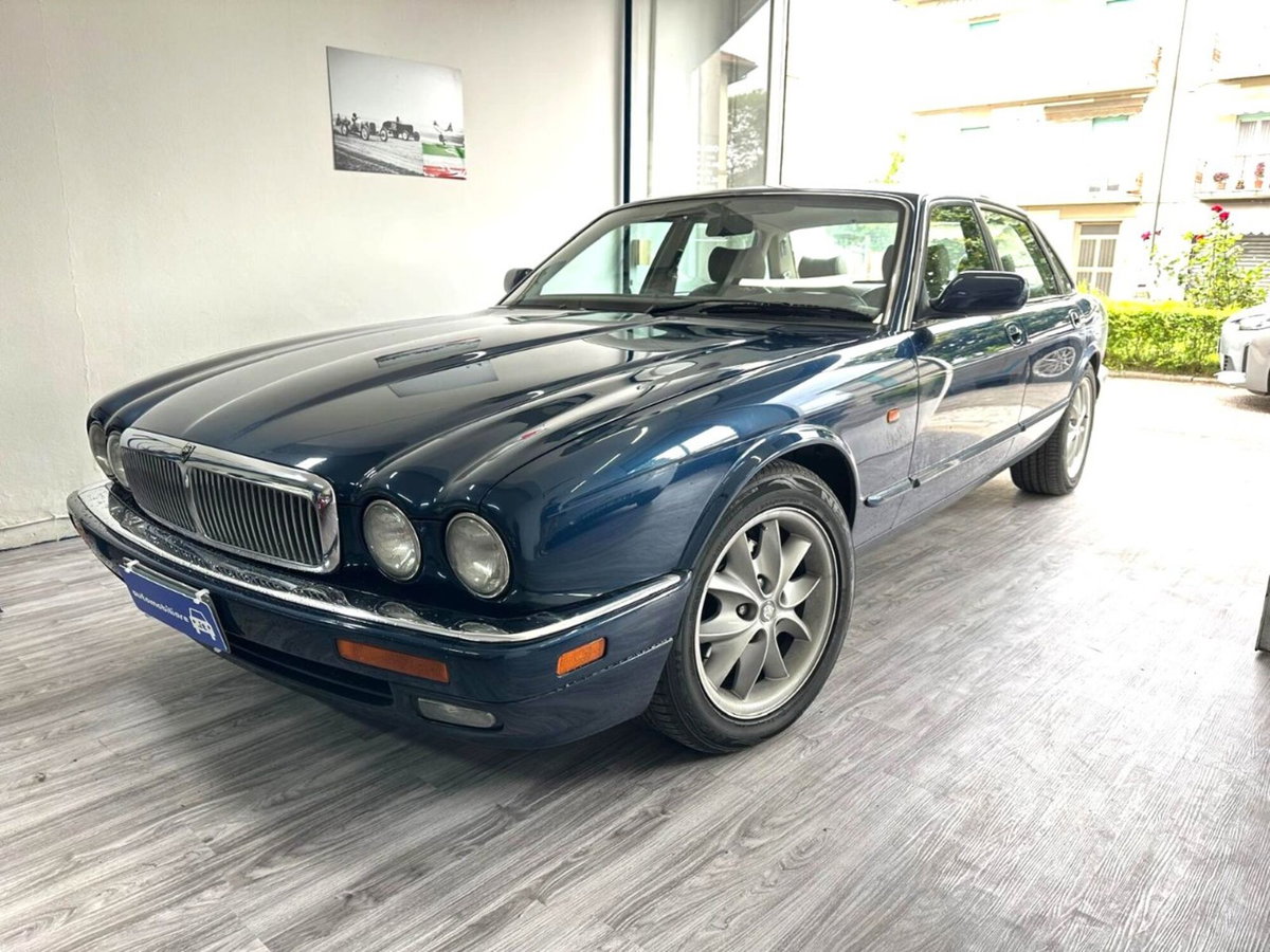 Jaguar XJ6 3.2 cat