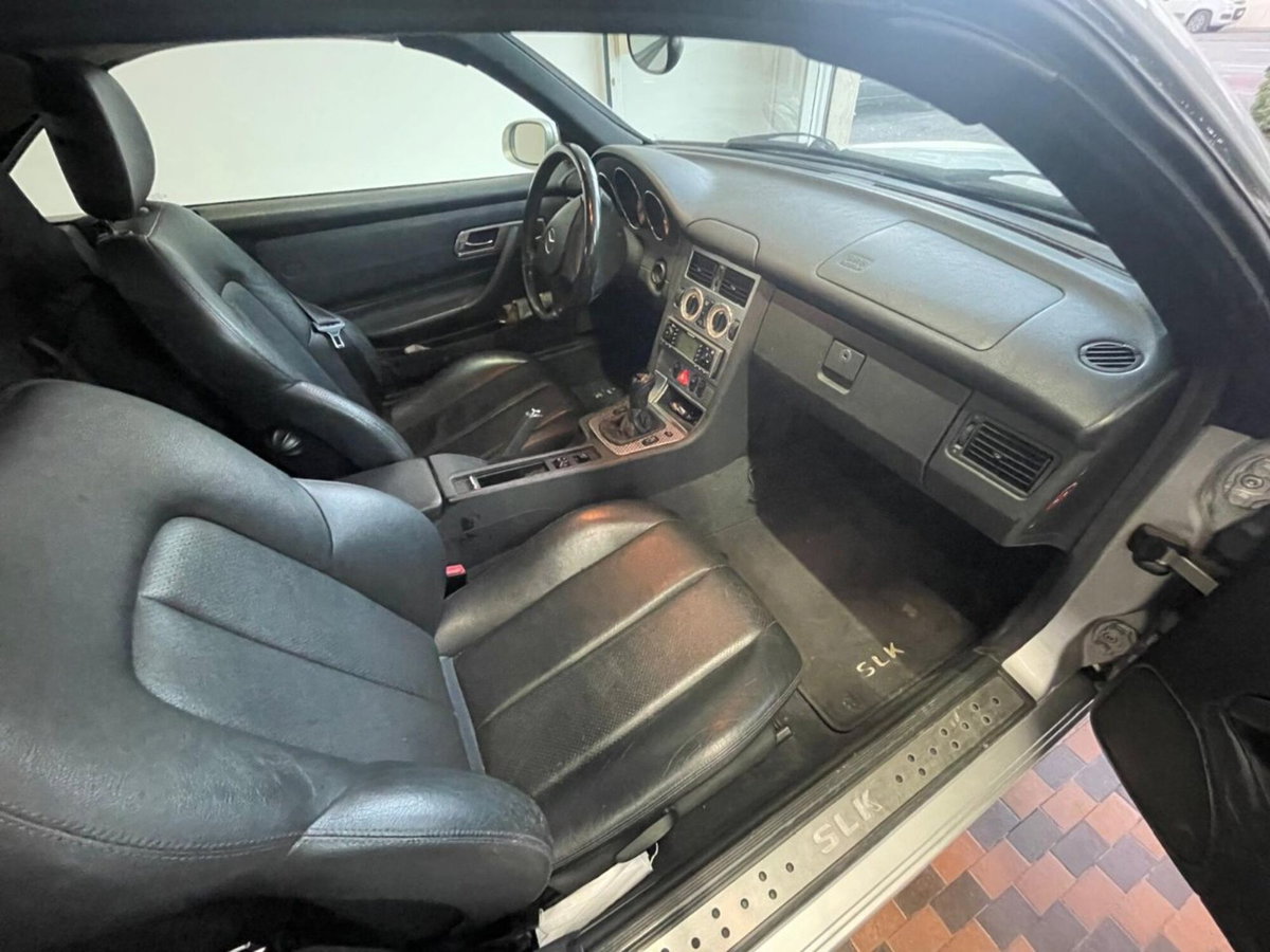 Mercedes-Benz SLK 200 Kompressor cat Special Edition (13)